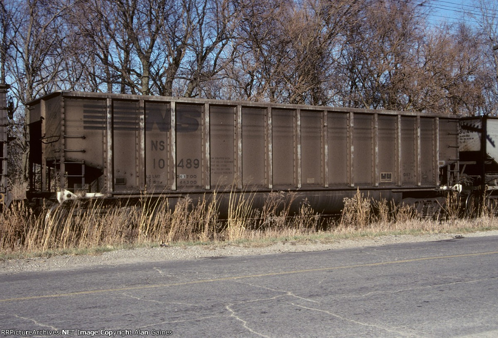 NS 10489